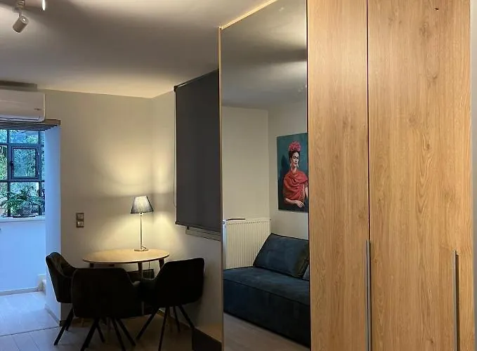 Carpe Diem Corinthian 2