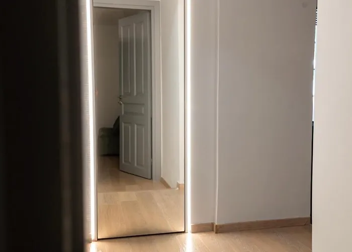 Carpe Diem Corinthian 2 *