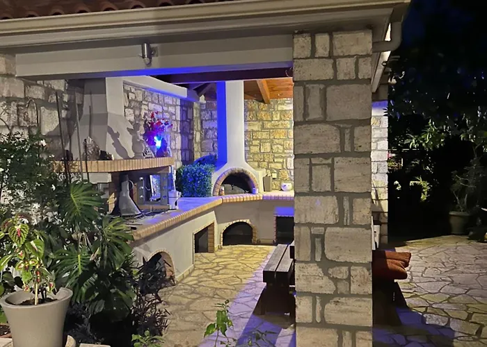 Carpe Diem Corinthian 2 Villa