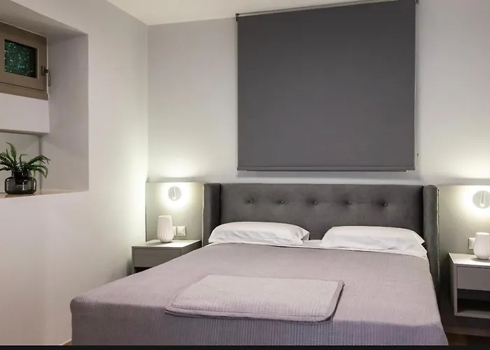 Villa Carpe Diem Corinthian 2